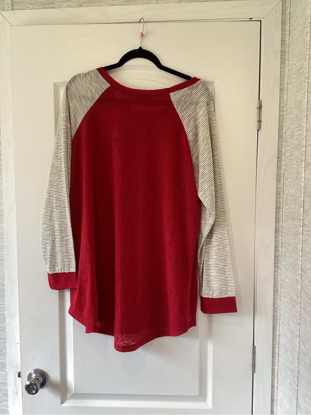 Southern Grace Red Crewneck long sleeve womens shirt 2XL BNWT - Picture 4 of 4